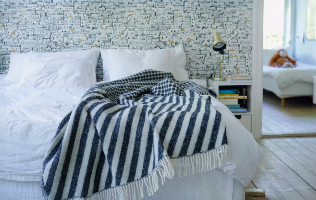  Dot & Stripe Plaid