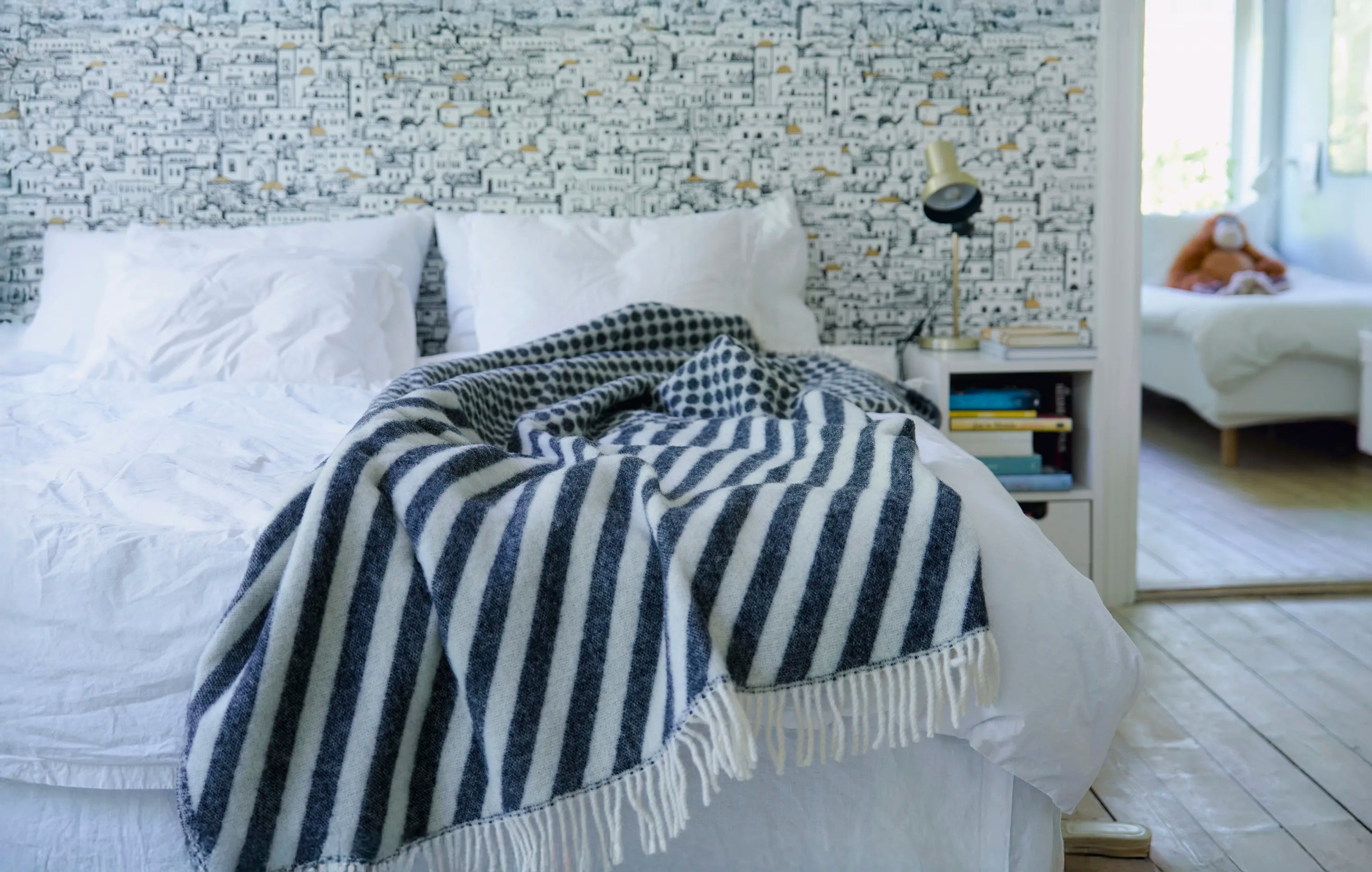  Dot & Stripe Plaid