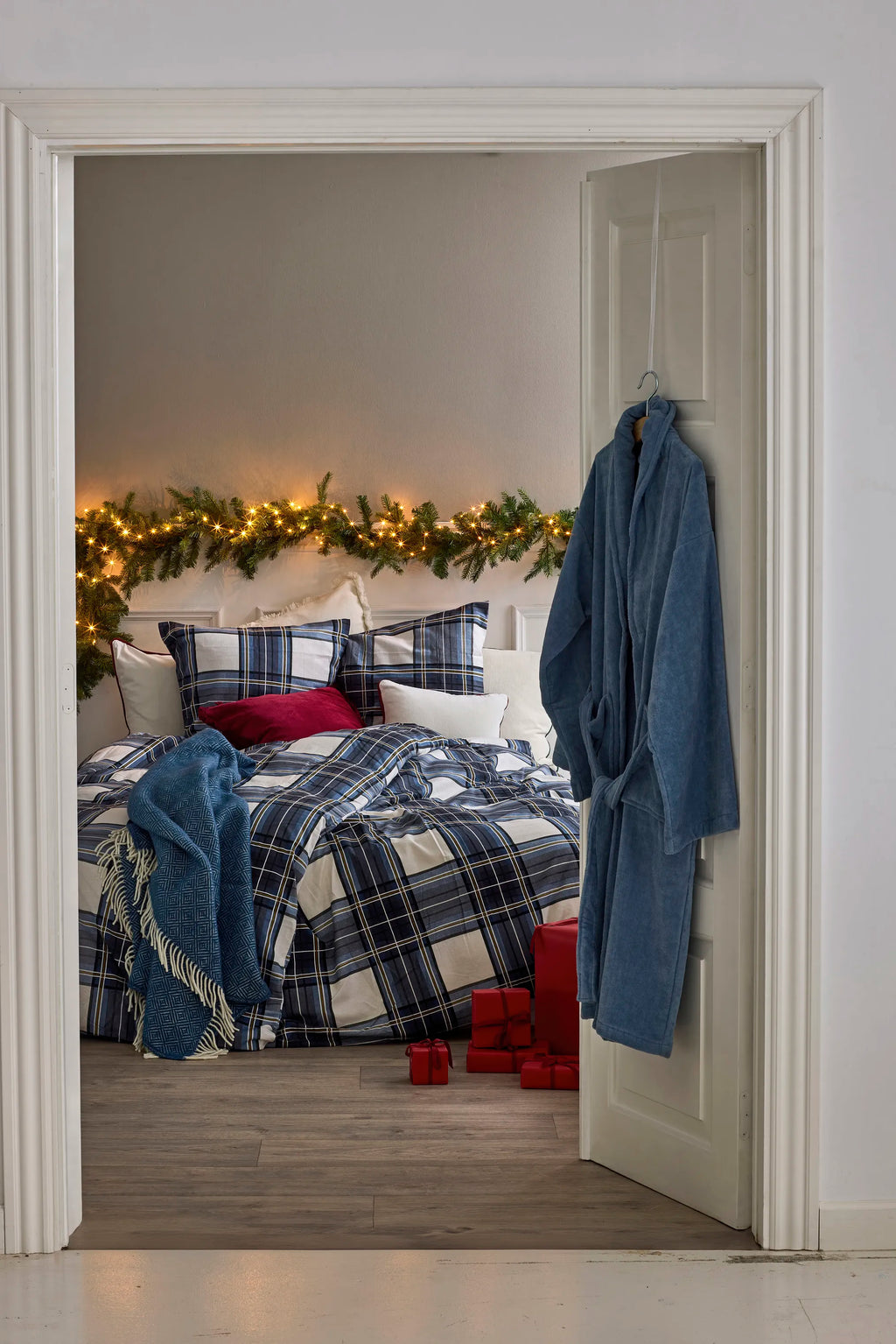  Edith Plaid